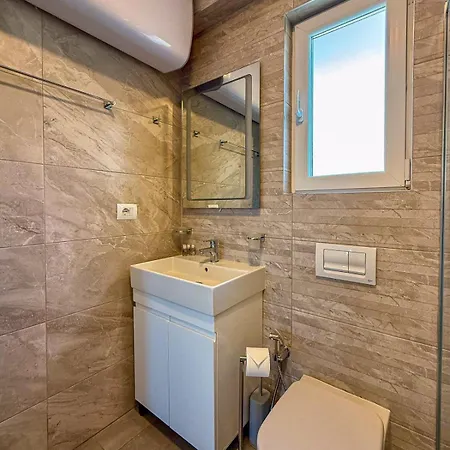 Pavla Apartment *