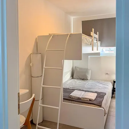 Apartment Pavla Sarande